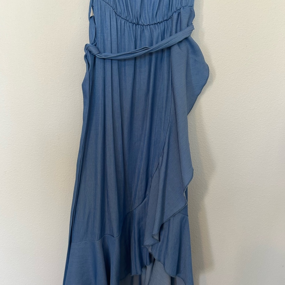 Elegant Blue Off-Shoulder Dress With Ruffles - Picture 5 of 7